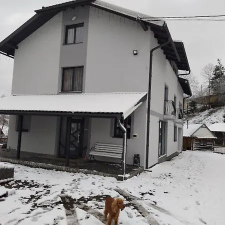 Konukevi гiрська роса